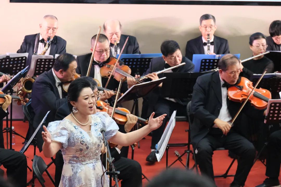 音乐会|氛围感拉满!烂漫星夜下,深理工校园这里很精彩!