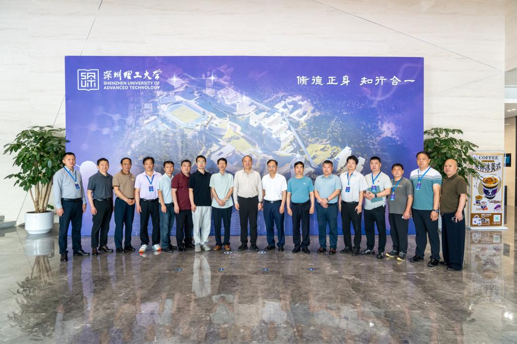 湖北省蕲春县教育界同仁来访beat365手机版官网