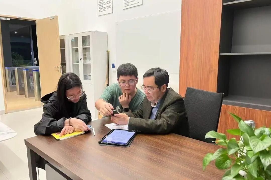 达标率99.13%！beat365大一学生英语四级考试交出“硬核答卷”