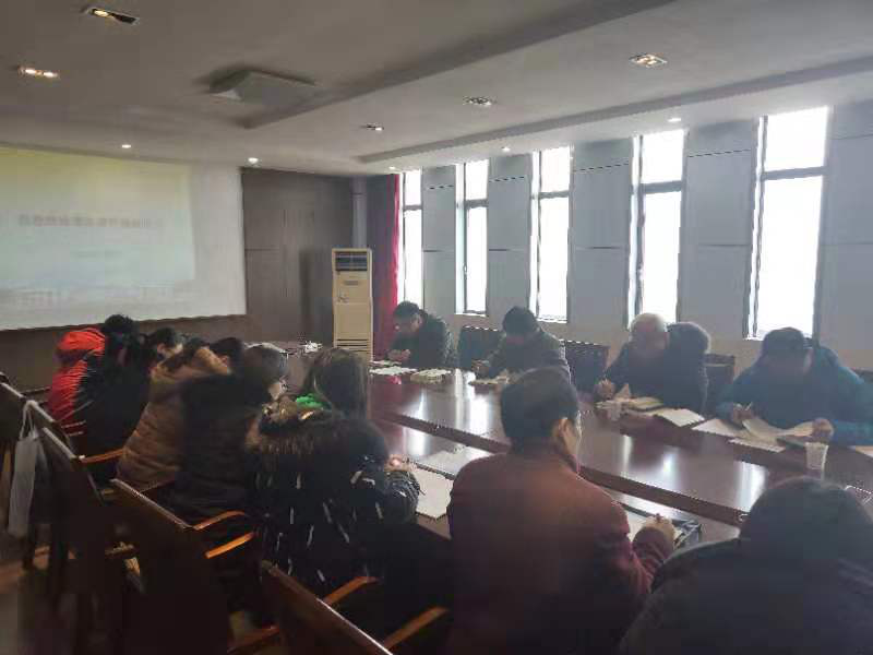 新学期世界杯官网召开思想政治理论课专题建设会
