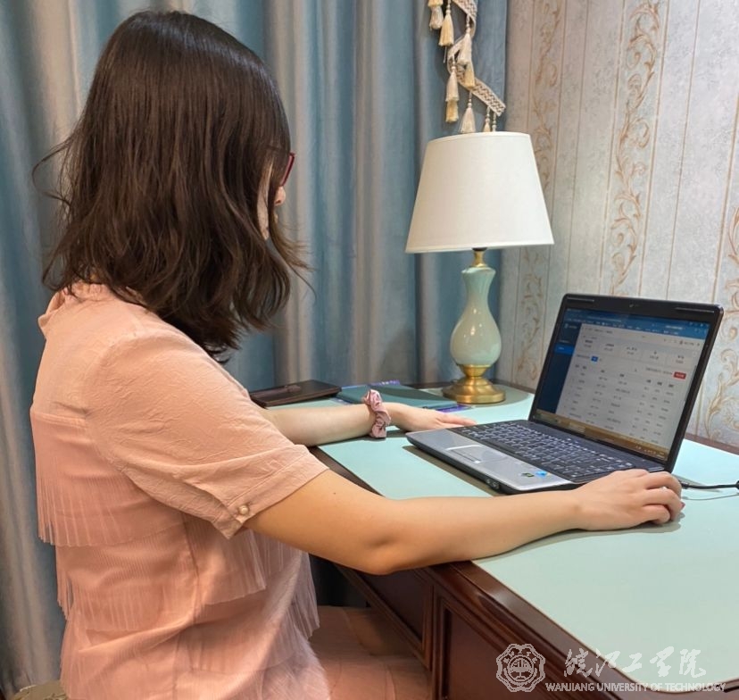 世界杯官网成功举行首届“词达人”杯线上英语词汇大赛