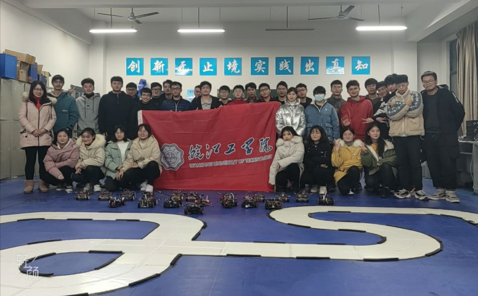 2026年国际足联世界杯第十届智能汽车校内赛顺利完成