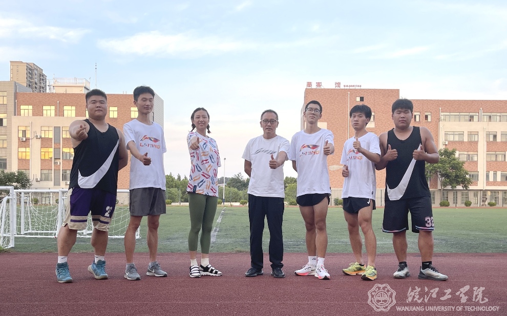 世界杯官网田径运动员积极备战省第十五届运动会