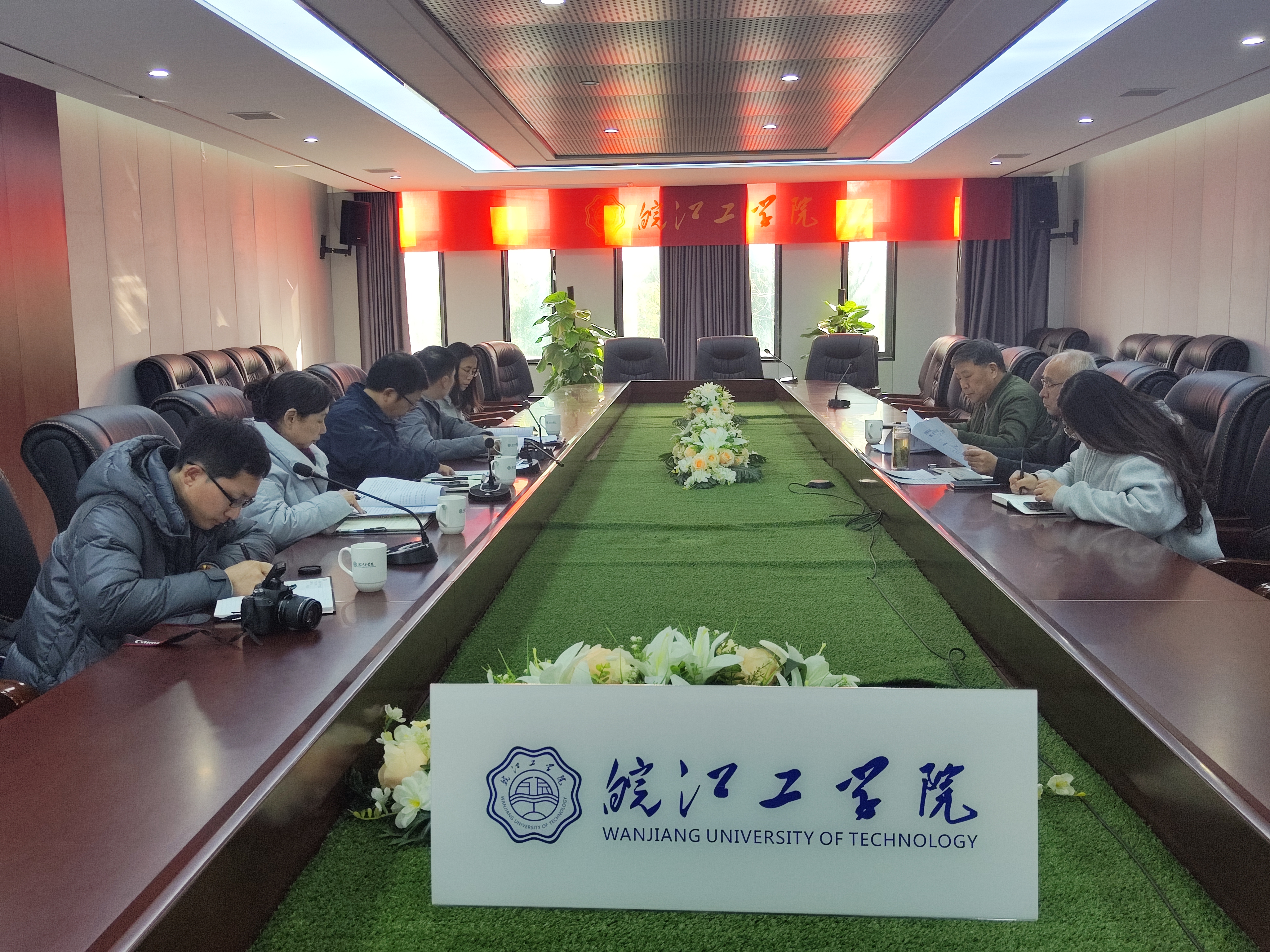 市监管局知识产权专家来世界杯官网指导知识产权服务中心建设工作