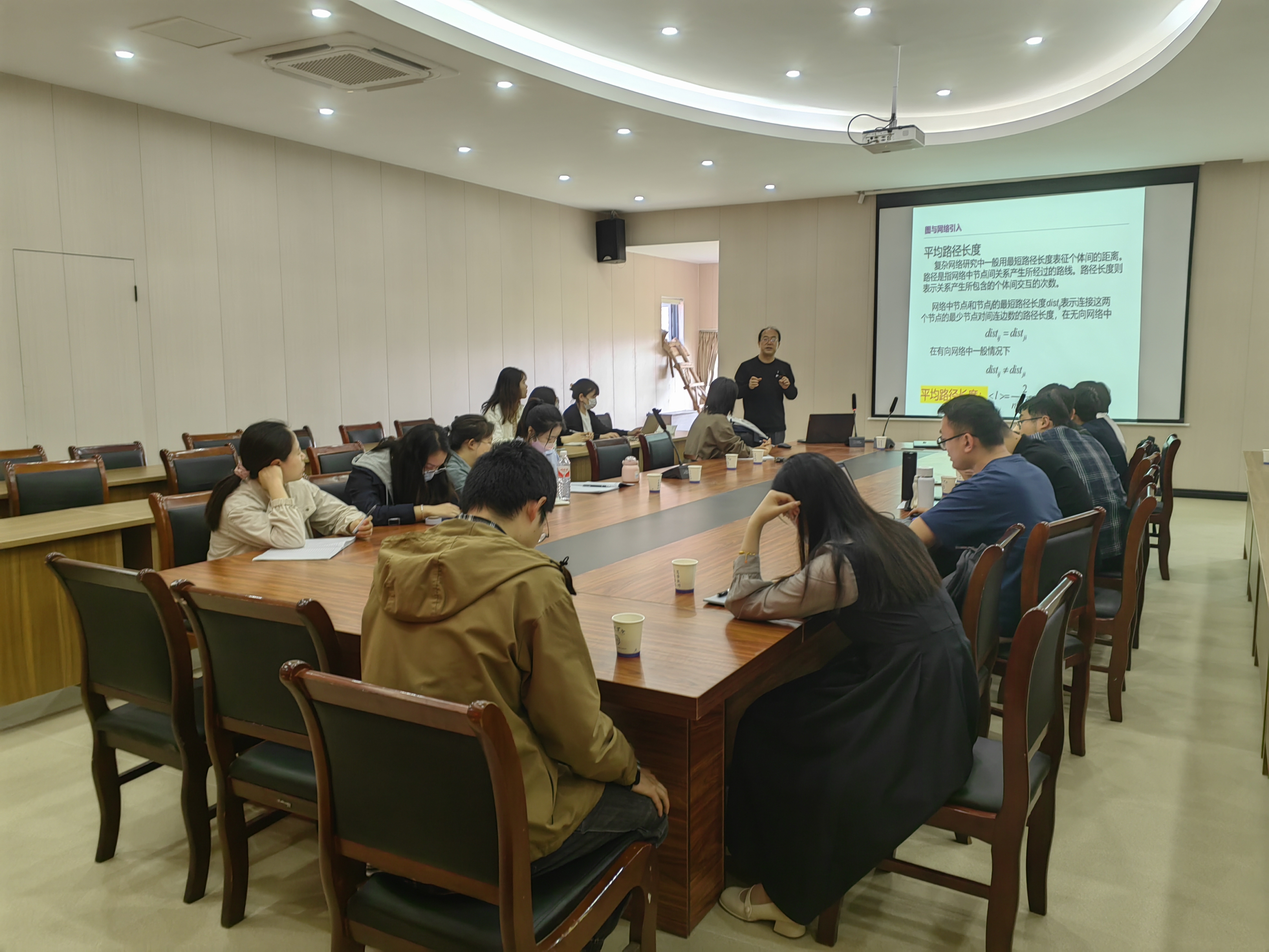 安徽工业大学胡钢教授莅临世界杯官网计算机与人工智能学院开展讲座