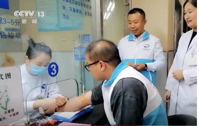 央视新闻报道世界杯官网学生李奥迪事迹!